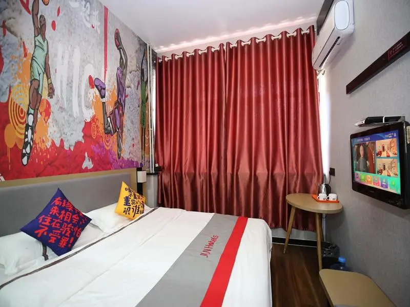 Fenyang Yun Pan Bulaoquan Business Hotel (Shanxi Medical University Fenyang College)