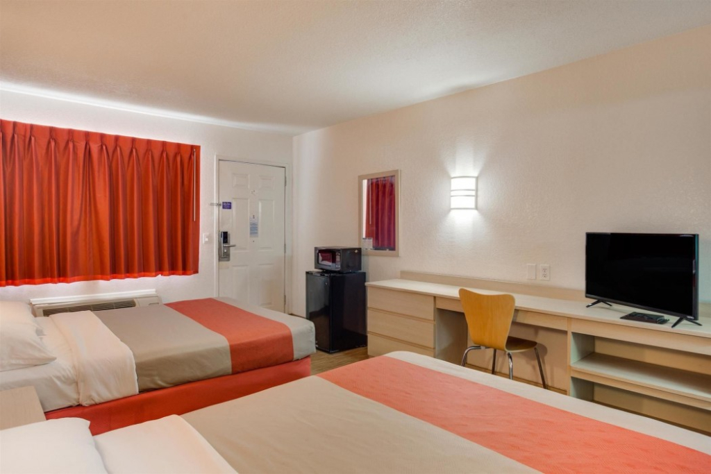 Motel 6 Fayetteville