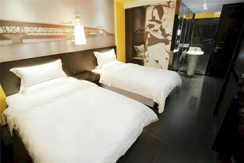Xiangbin Fashion Room - Changsha