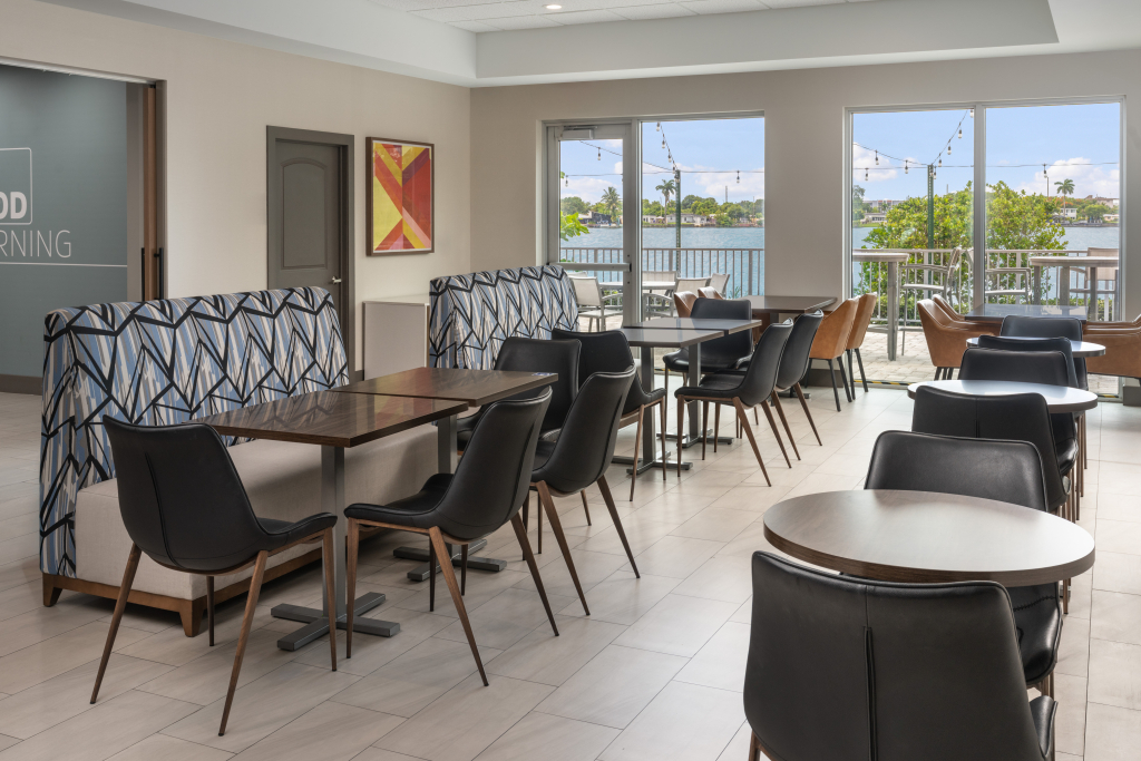 Holiday Inn Express Miami Airport-Blue Lagoon Area by IHG
