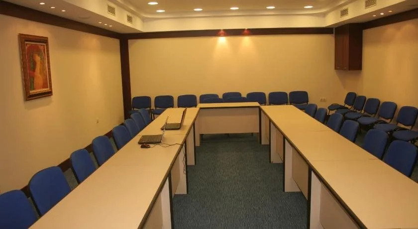 Aparthotel VRIS