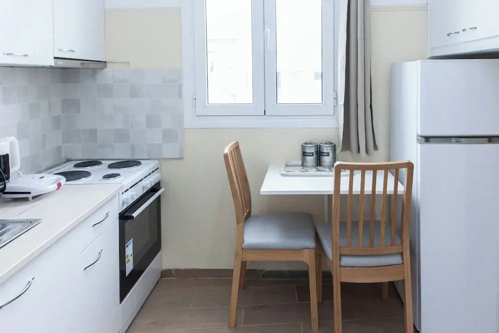 Modern Comfort 1Bd Apt with Balcony
