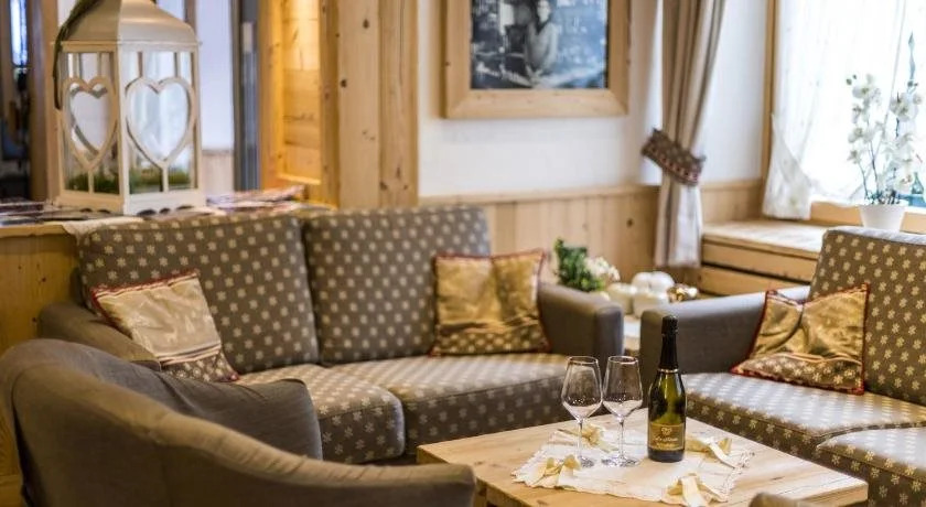 Al Bivio - Hotel & Apartments