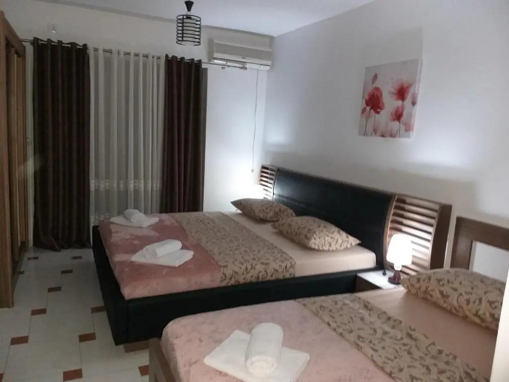 Apartments & Studio Haxhibeti