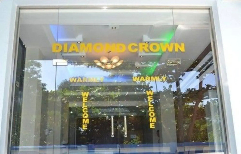 Diamond Crown Hotel