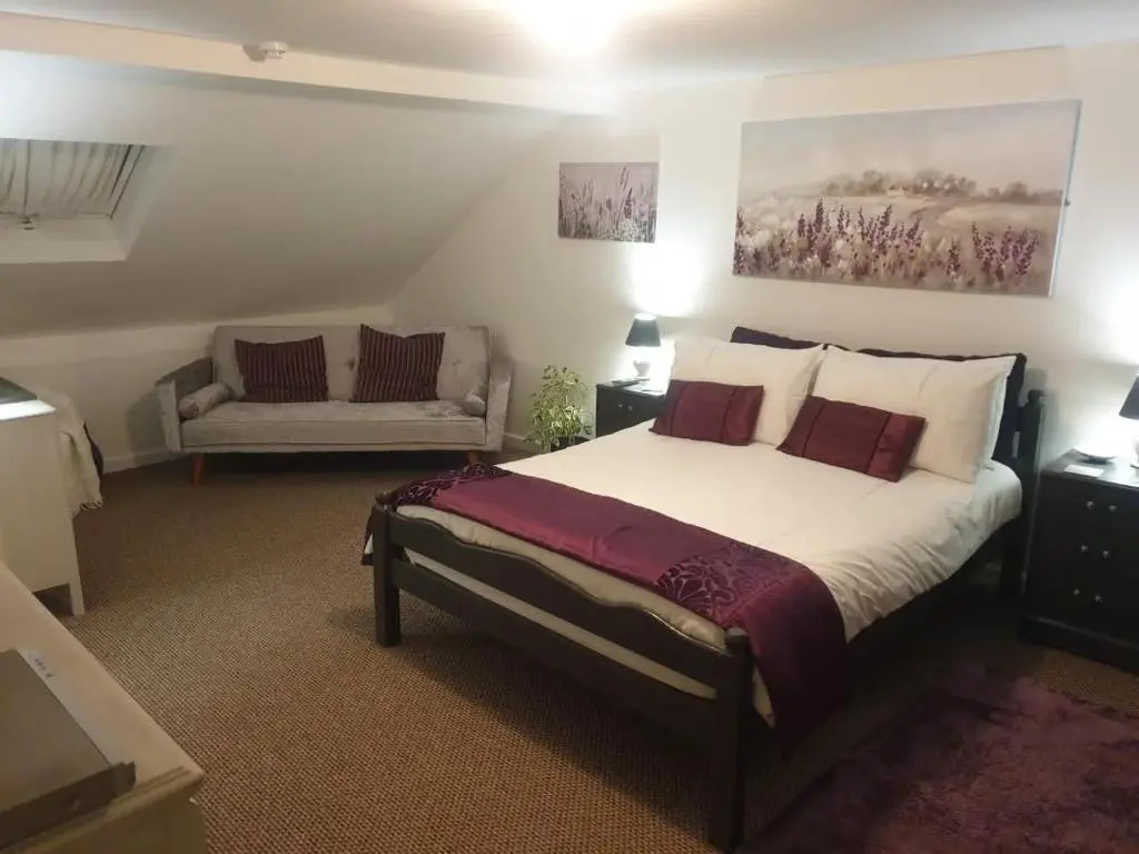 Marjune Guest House