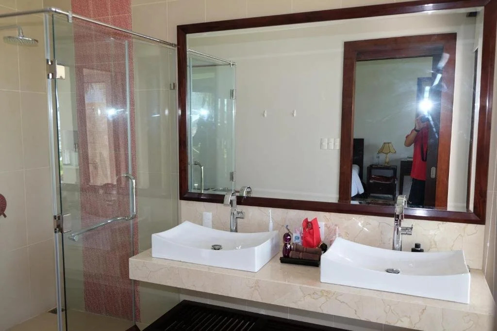 Golden Lotus Resort