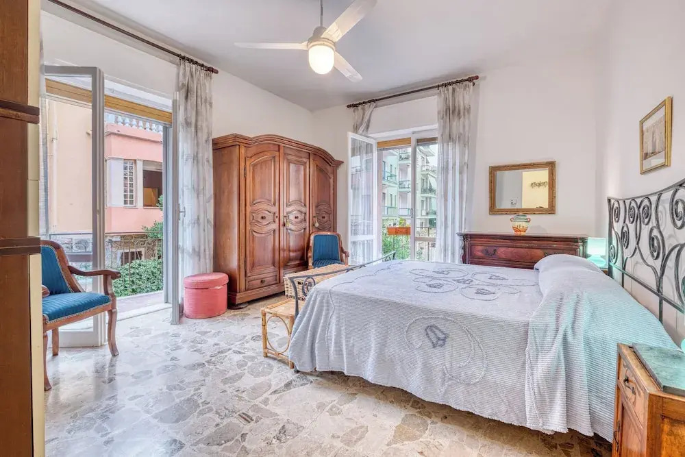 Tullia relax home 650m from the sea