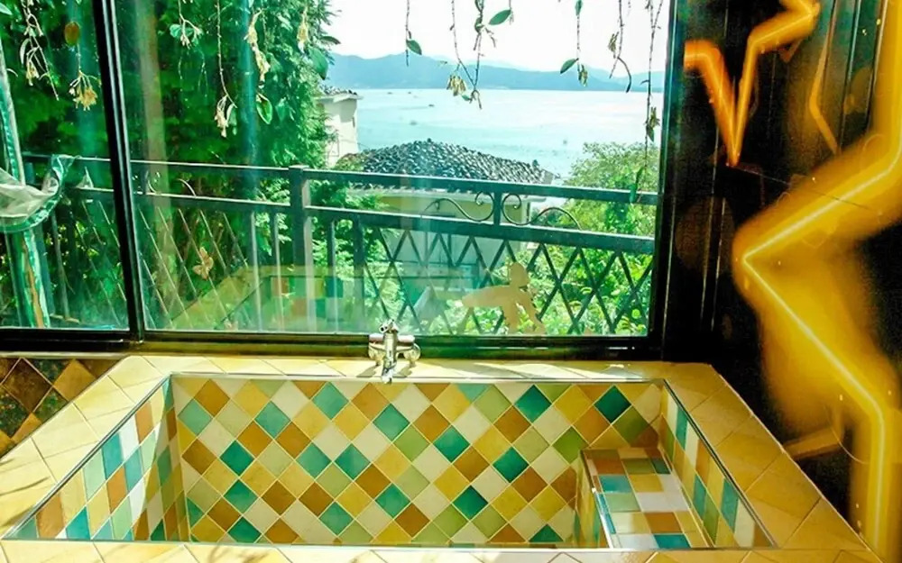 Geojedo Santa Monica Pension