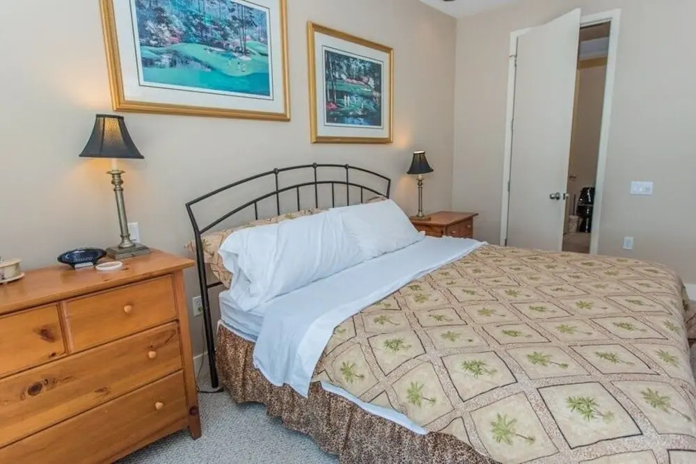 All-Suite Oceanfront Oasis W/ Pool & Hot Tub Home