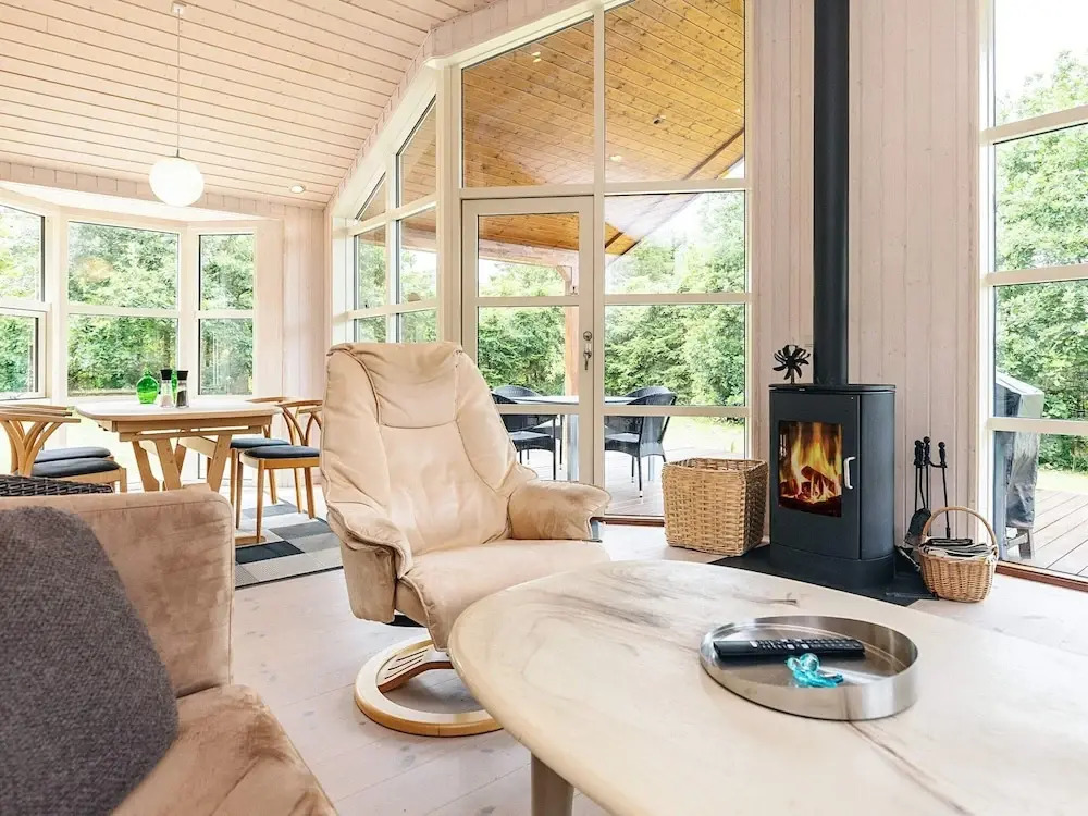 6 Person Holiday Home in Logstor