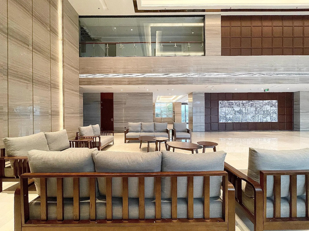 Hanting Hotel Luohe Linying Yingchuan Avenue