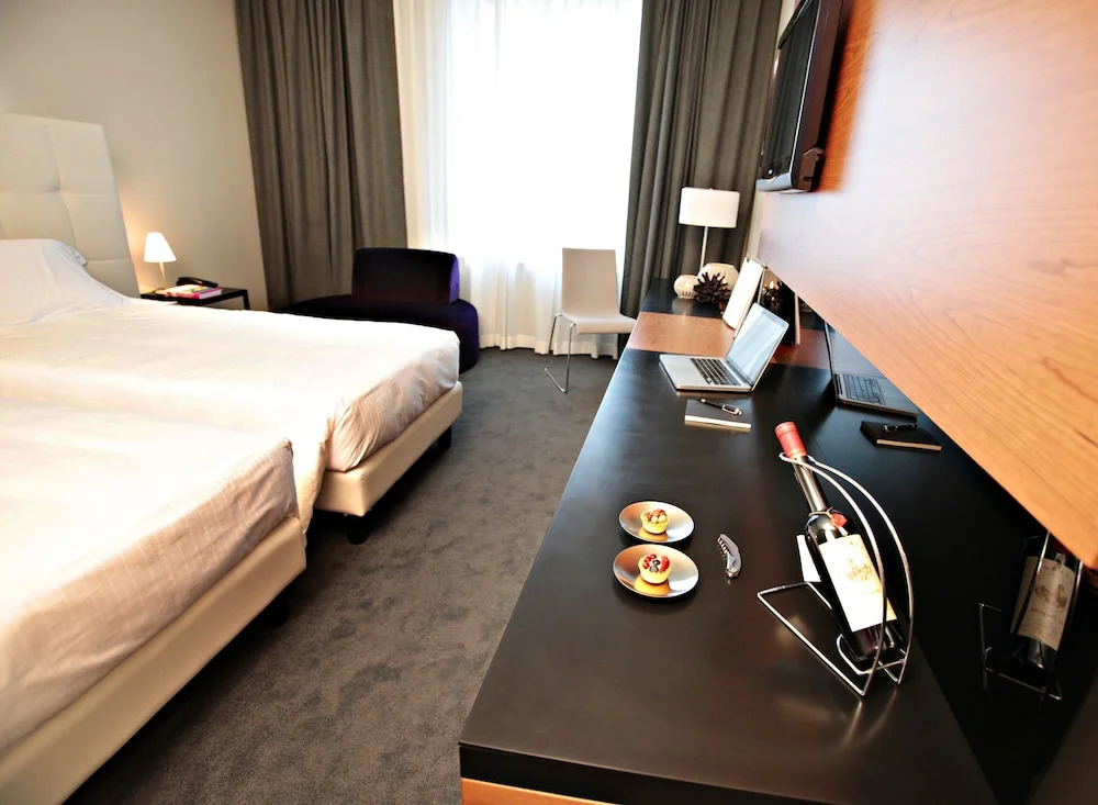 Cosmopolitan Hotel