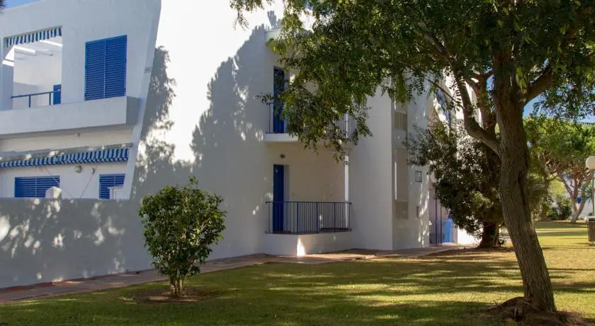 Apartamentos Vacacionales La Barrosa