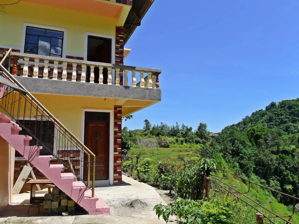 Bogah Lodge