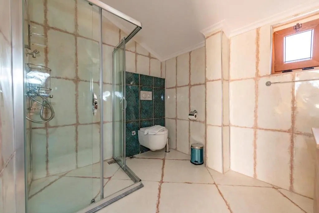 Seven 7 - 3 Bedroom Brand New Holiday Villa in Hisarönü
