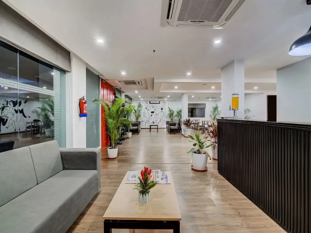 Grand Continent Brookefield - A Sarovar Portico Affiliate Hotel