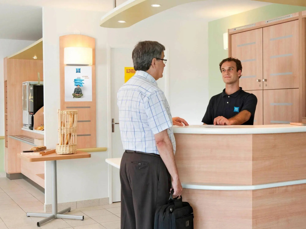 Ibis Budget Versailles Coignieres