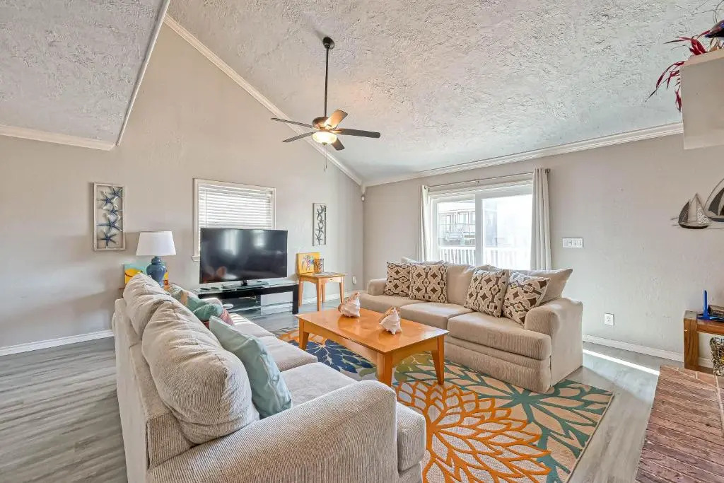 Anchor N Play in Sea Isle On Canal 5 Bdrms Huge Deck Beach Access