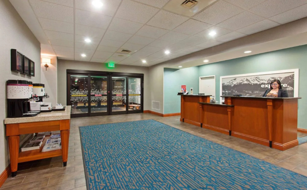 Hampton Inn & Suites Clovis Airport North