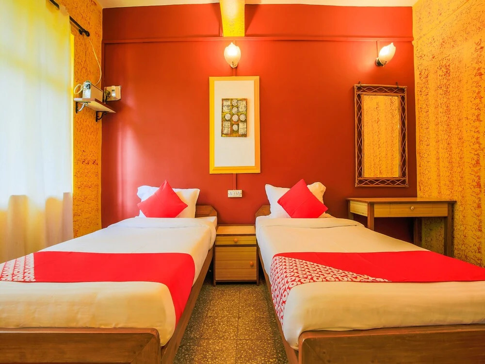 OYO 18855 Hotel Pete's Hideaway