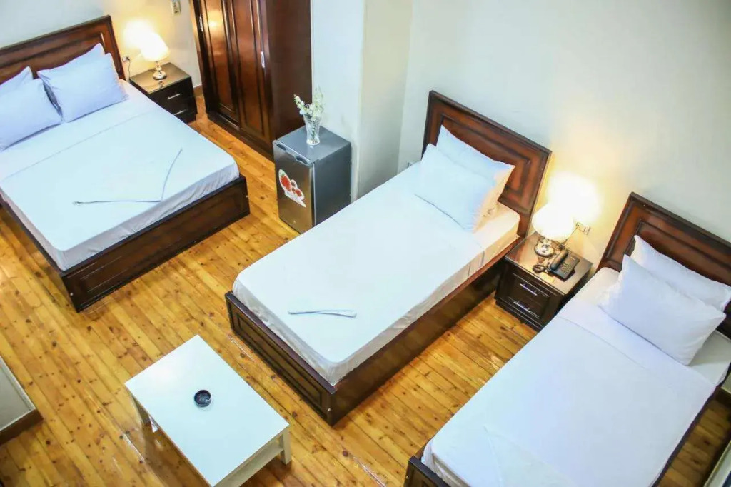 Kmt Hostel
