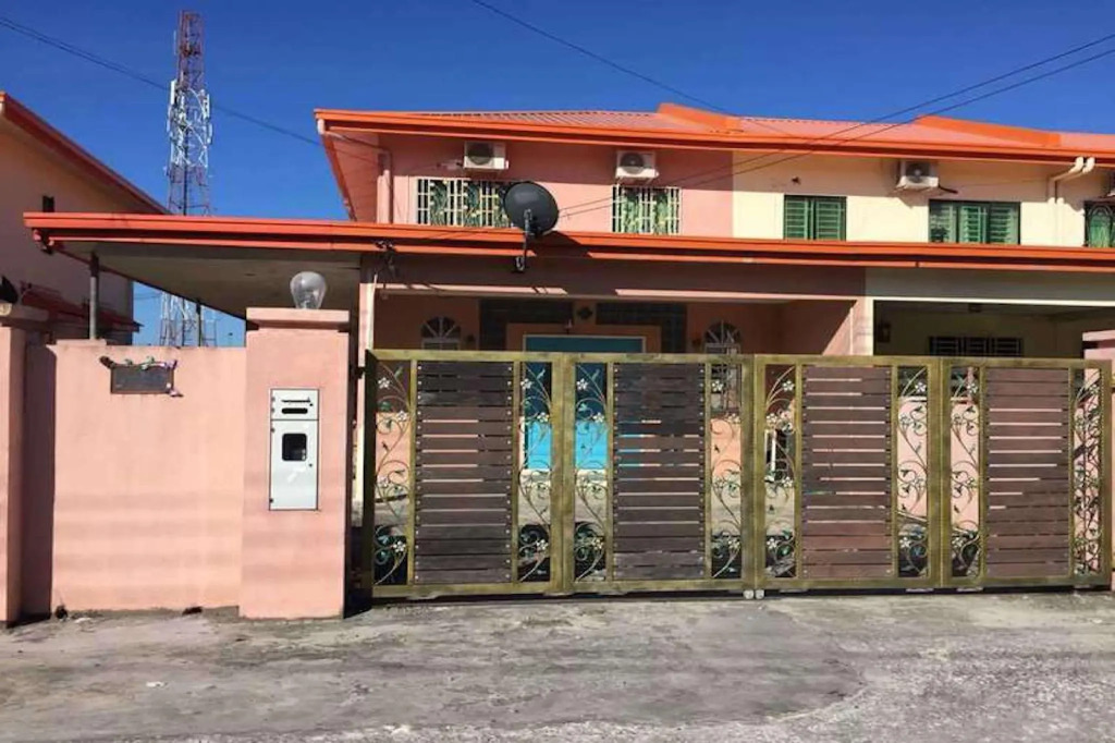 OYO 90214 Awani Homestay 1
