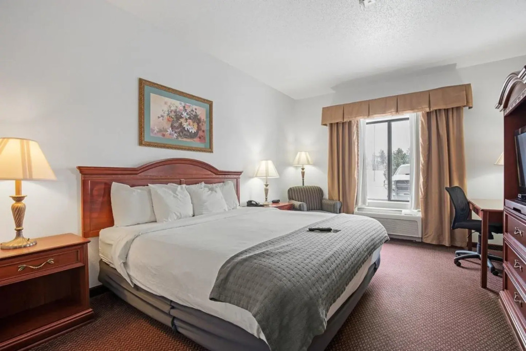 Stay USA Hotel and Suites
