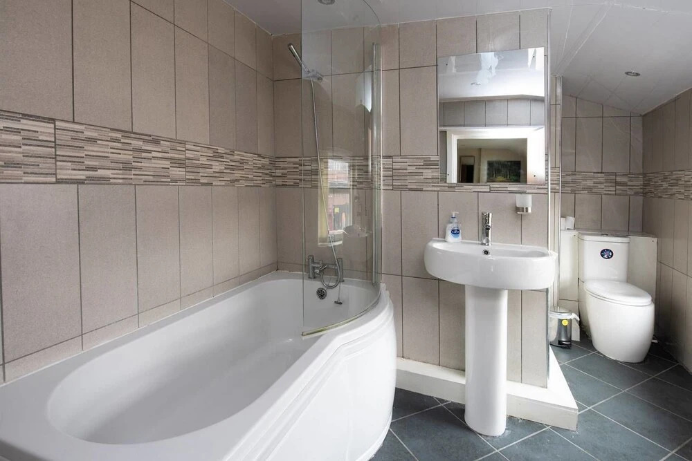 Stunning Penthouse in NQ, City Centre ! Sleeps 8