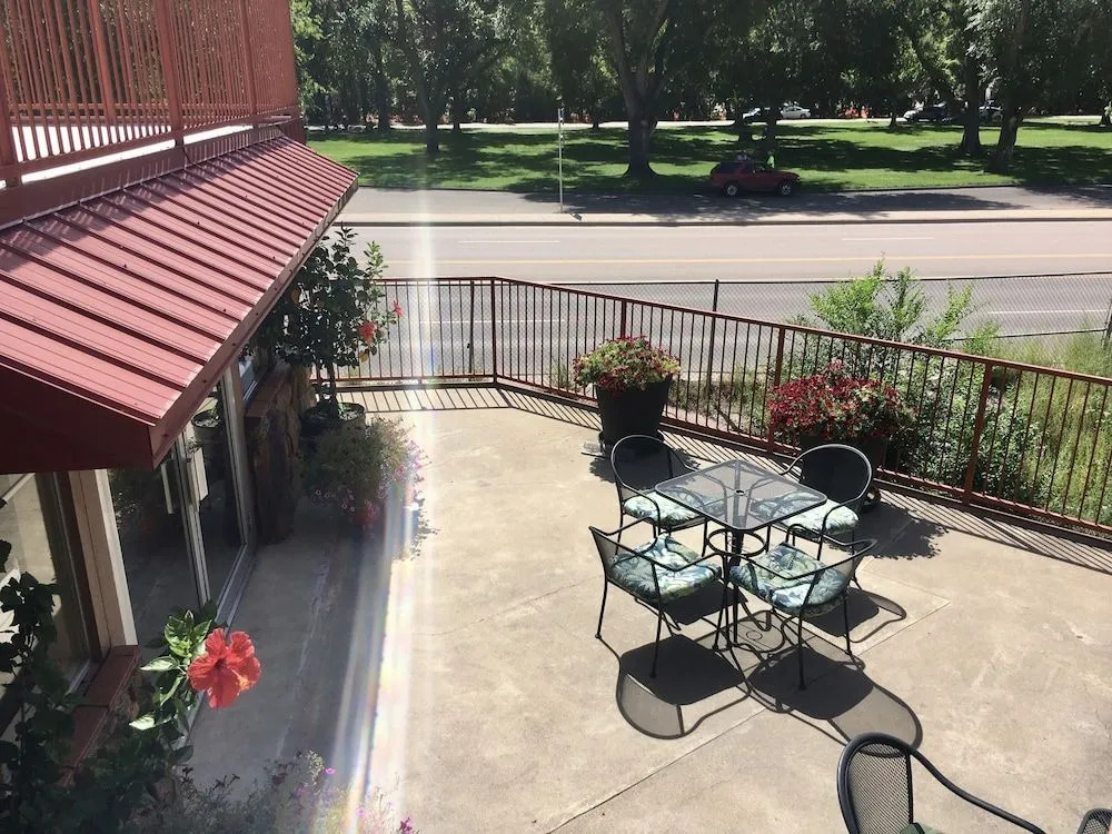 Parkview Inn Motel