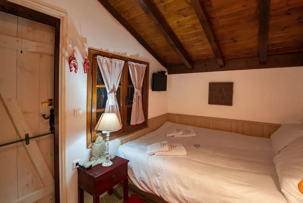 Dandy Villas Agoriani - Chalet Erato - Fireplace