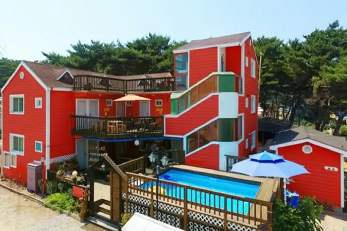 Anmyeondo Orange Bada Pension