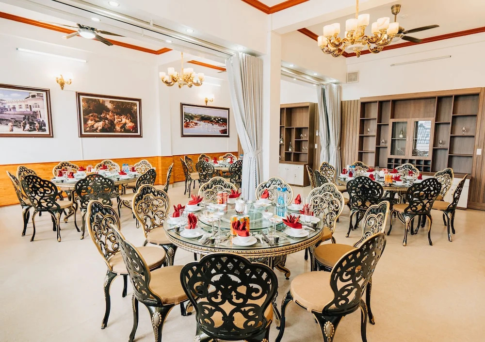 Nam Hong Hotel