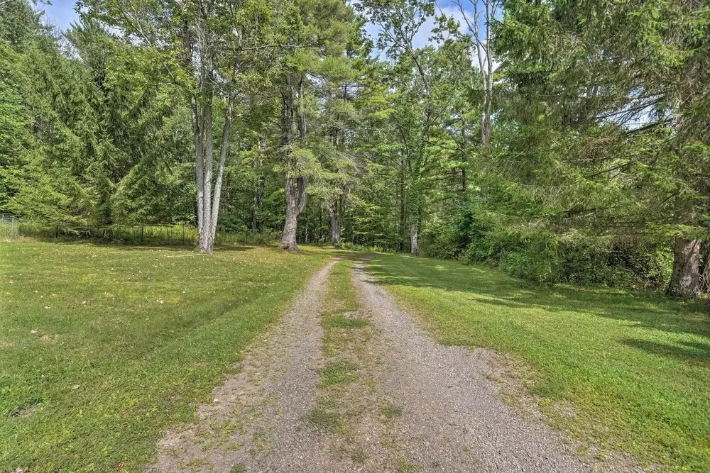 Rustic Unadilla Cottage on 15 Acres w/ Pond!
