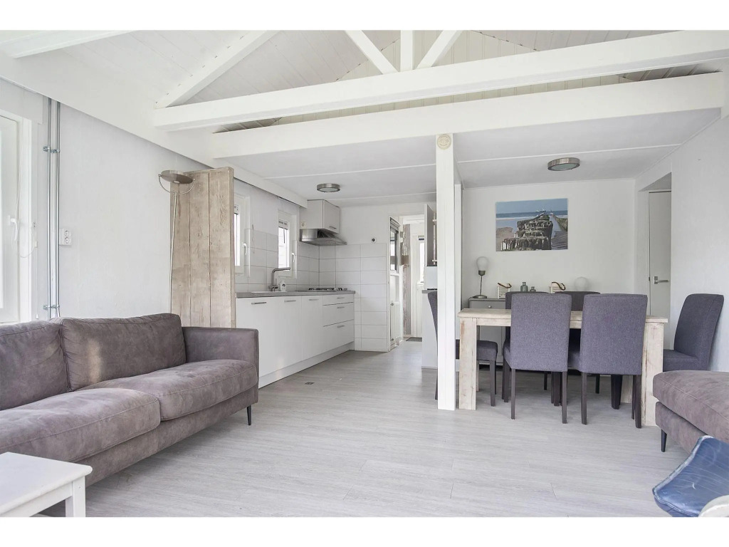 Charming holiday home in Oostkapelle close to the beach and forest