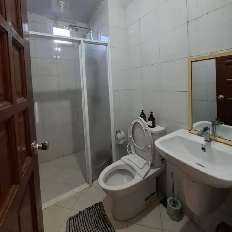 Cozy Condo 700m Away From Burnham