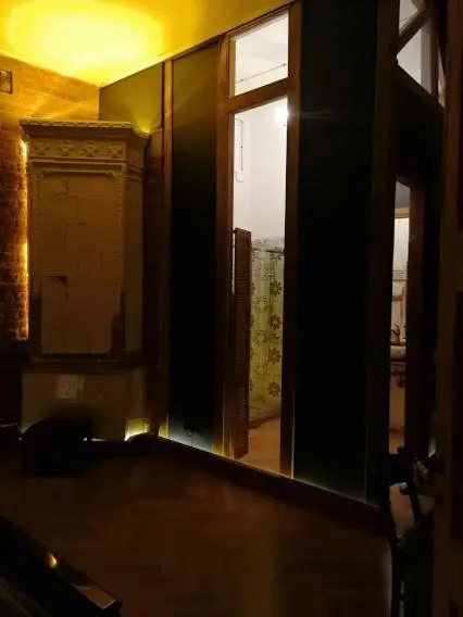 Majestic Historic Apartment