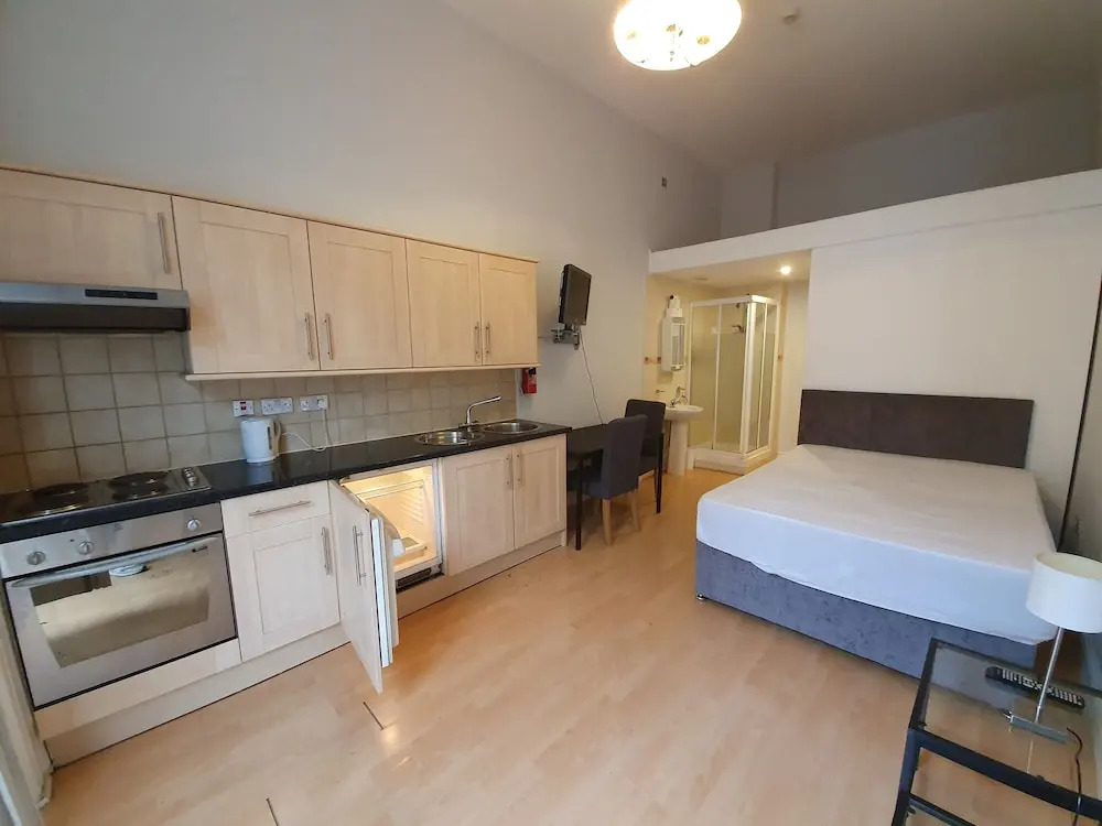Studio Apartment in South Kensington 9