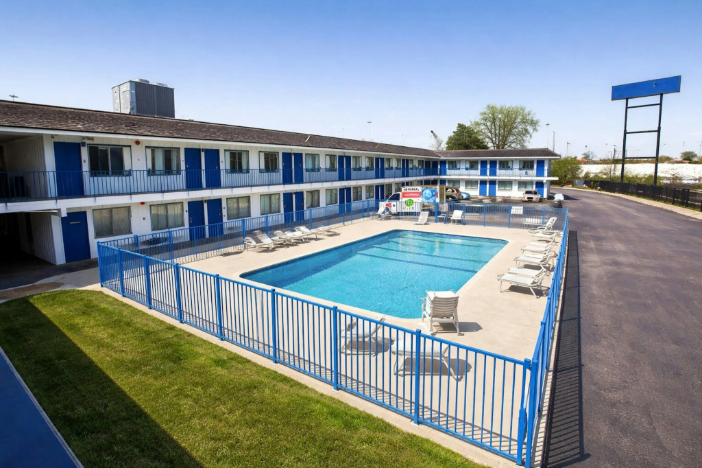 Express Inn Near Columbus Airport