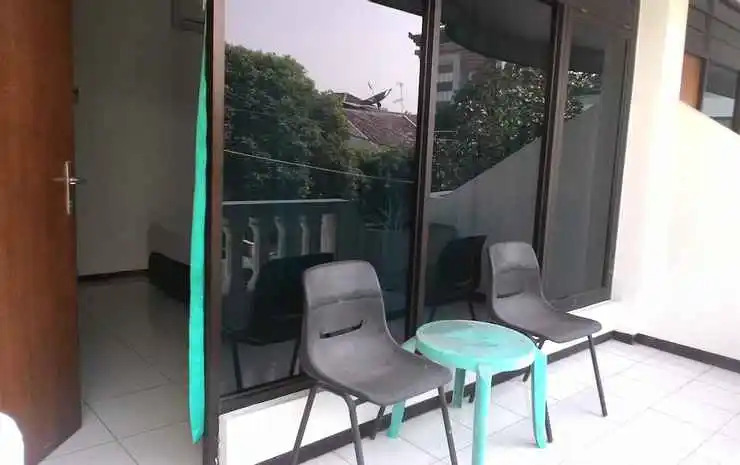 Henny Executive Homestay