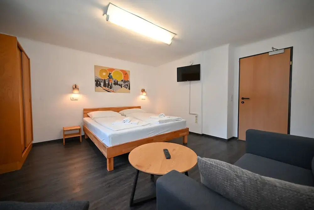 Schmitten 27 - Room 8 200m From ski Lift
