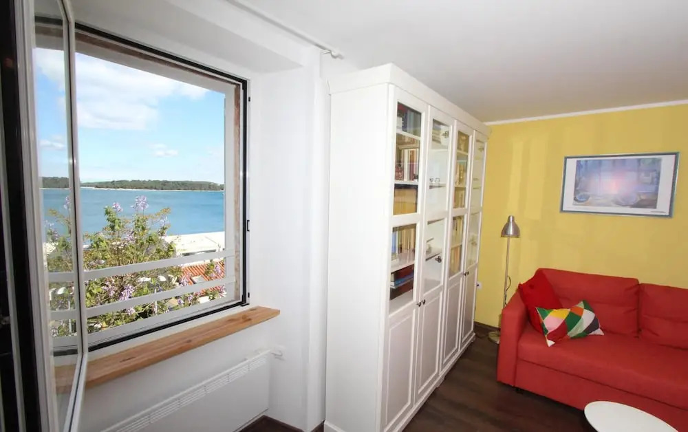 El Corsaro 2 One-bedroom Apartment With Sea View