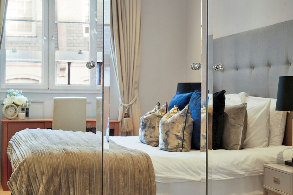 Hertford Flat 13