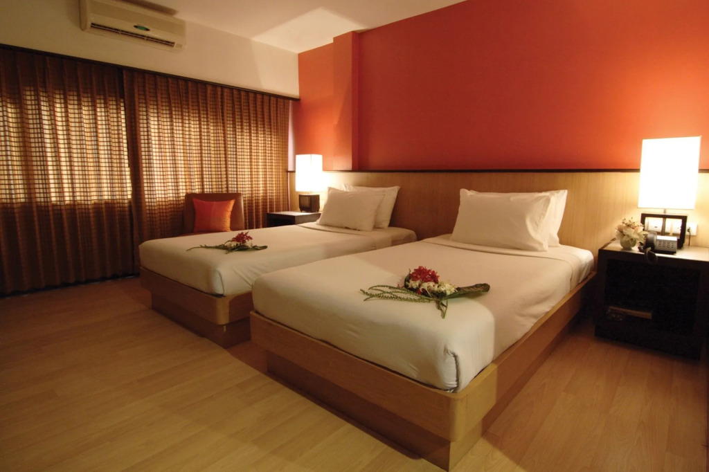 Rose Hotel