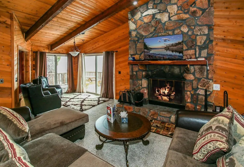 Grizzly Manor