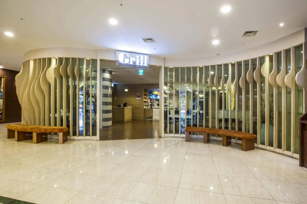 Hamilton Hotel
