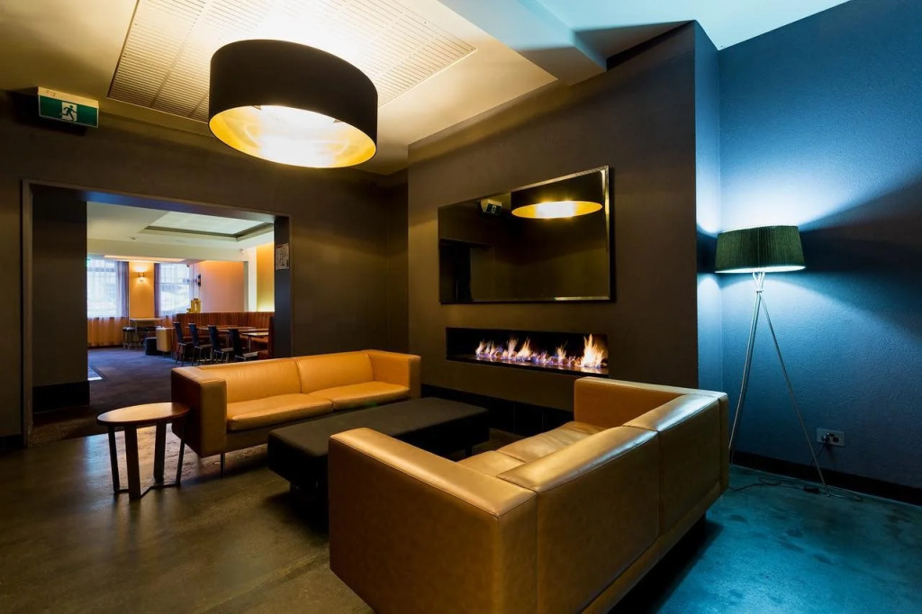 Customs House Hotel