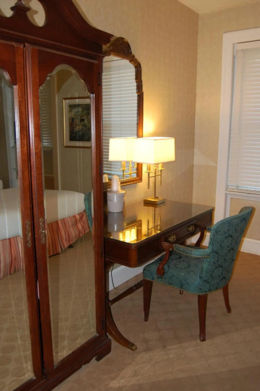 Windsor Inn Hotel