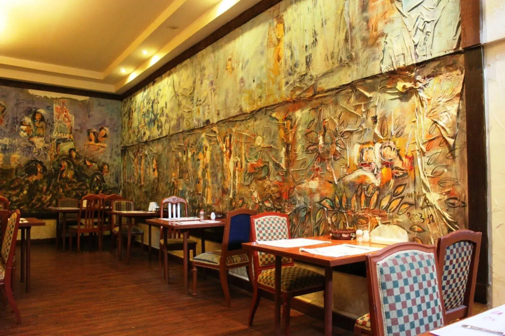 Le Marly Hotel