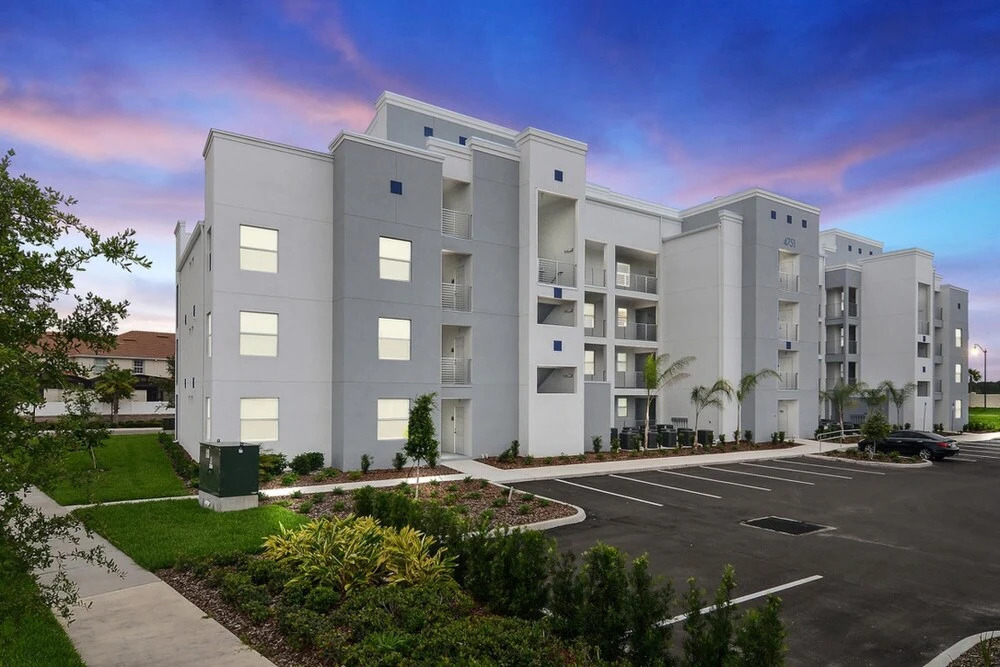 Wonderful 2 Bd Apartment Close to Disney Storey Lake 204 3180